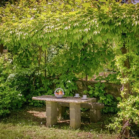 Rustic In With Swimming Pool 哥尔顿